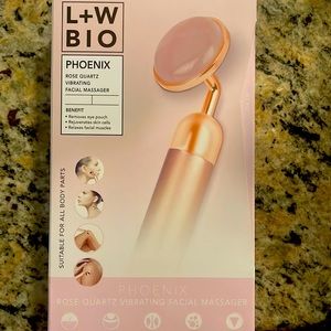 Phoenix Rose Quartz Stone Vibrating Facial Massager